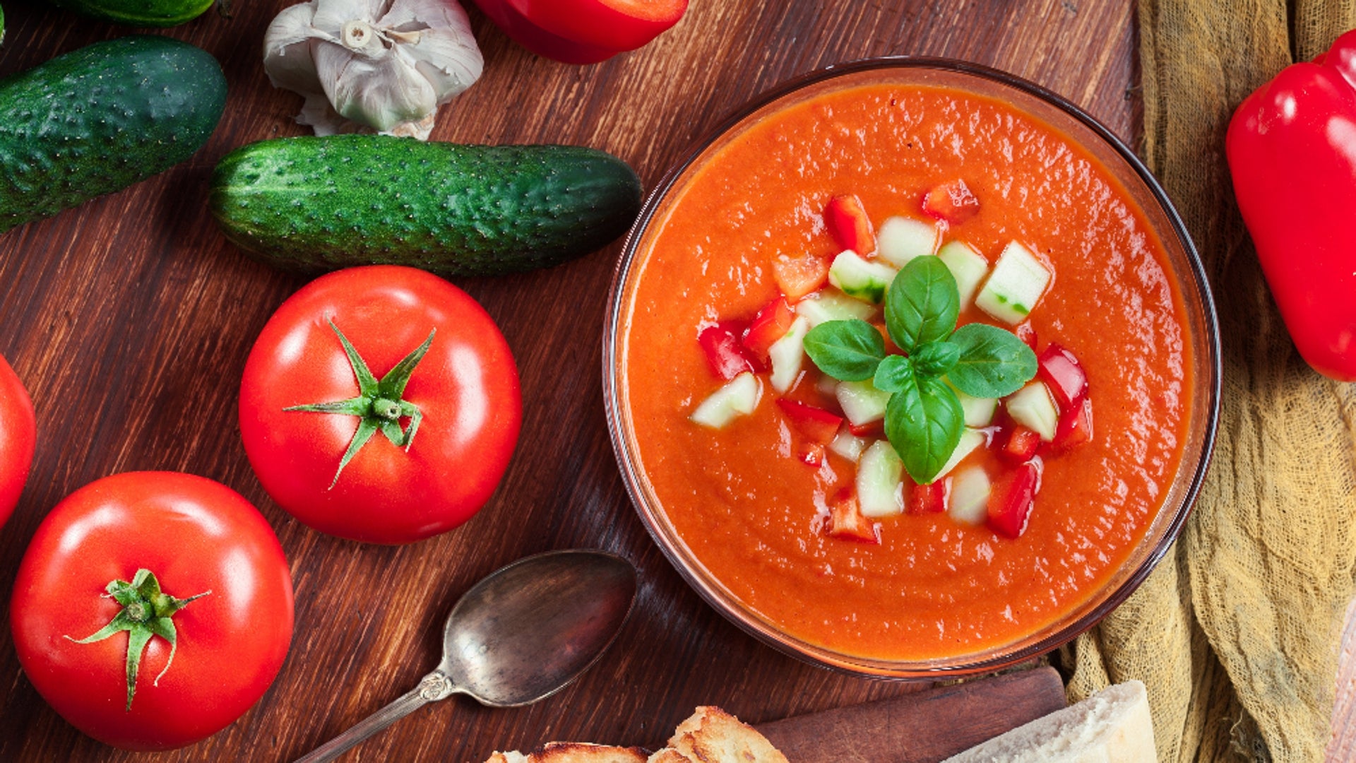 Todo Lo Que Necesitas Para Preparar Gazpacho Y Salmorejo De Una Manera